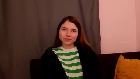 daniella online show from October 18, 10:54 pm