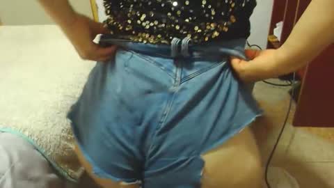 Snapshot of pammbigass chatting on March 9, 12:31 pm PAMMBIGASS online show from March 9, 12:31 pm