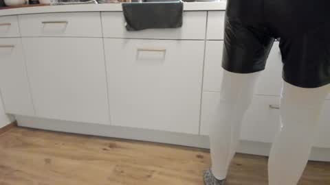 pampersandspanking online show from February 23, 5:32 pm