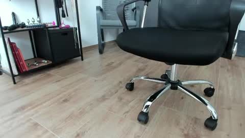 pampersandspanking online show from March 28, 9:42 am