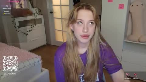 Lina online show from February 7, 1:42 am