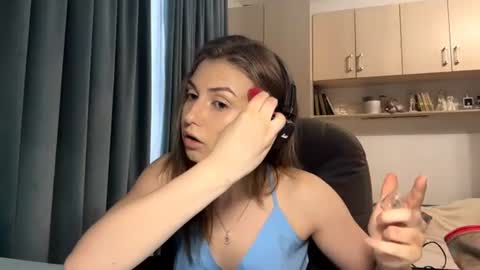 Lia online show from June 14, 2:52 pm