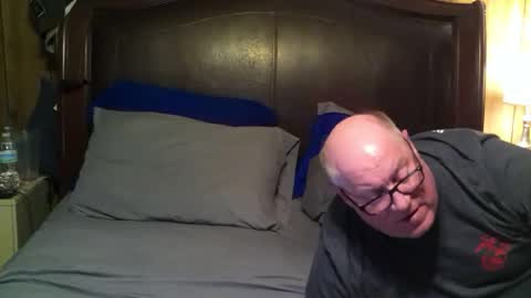 A Marines Angel online show from January 5, 4:25 am