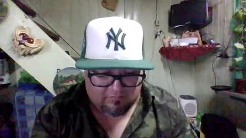 Snapshot of panditernurita12 chatting on March 23, 2:37 am panditernurita12 online show from March 23, 2:37 am