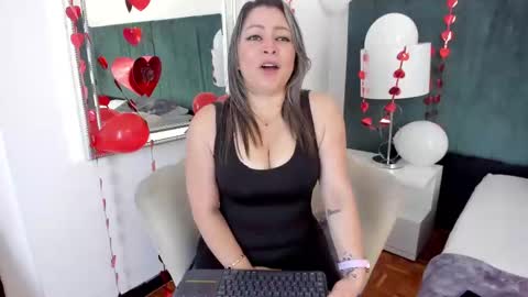 Snapshot of pandorabianchi_ chatting on February 28, 2:20 pm PANDORA online show from February 28, 2:20 pm