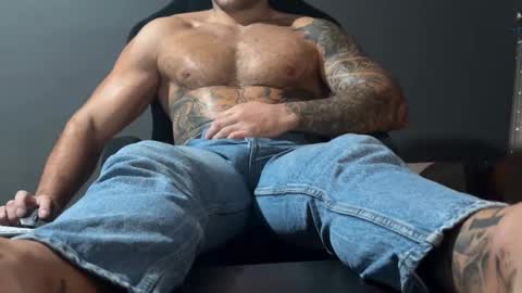 Snapshot of panther_style chatting on October 24, 6:21 am Oleg online show from October 24, 6:21 am