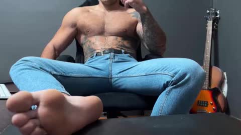 Snapshot of panther_style chatting on October 28, 4:27 am Oleg online show from October 28, 4:27 am