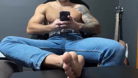 Snapshot of panther_style chatting on November 15, 6:11 am Oleg online show from November 15, 6:11 am