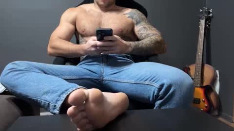 Snapshot of panther_style chatting on November 21, 5:17 am Oleg online show from November 21, 5:17 am