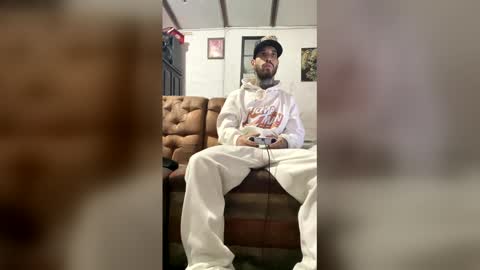 panthers_room online show from March 6, 9:06 am