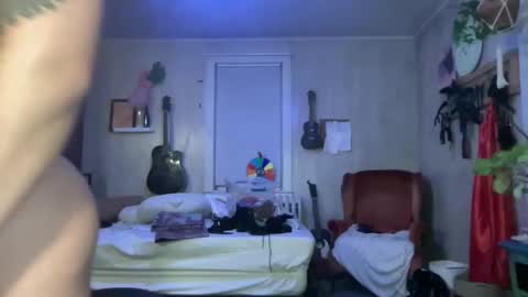 Pantiesofthefae online show from January 7, 11:26 am