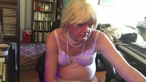 Pantyvioletlace online show from July 8, 9:30 pm