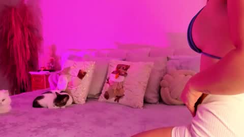 Paola   online show from November 10, 1:43 pm