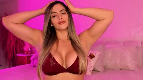 Paola   online show from December 1, 3:50 pm