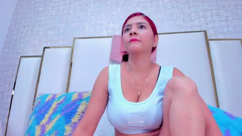 Snapshot of paolaa_rodriguez chatting on December 30, 11:48 am Paola  online show from December 30, 11:48 am