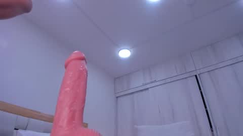 Snapshot of paolaa_rodriguez chatting on February 1, 1:12 am Paola  online show from February 1, 1:12 am