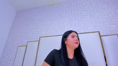 Snapshot of paolaa_rodriguez chatting on September 9, 11:32 am Paola  online show from September 9, 11:32 am