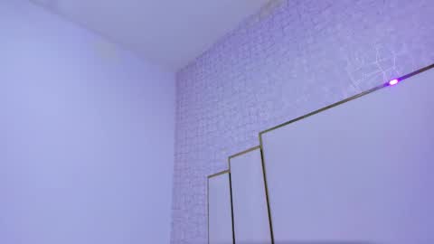 Snapshot of paolaa_rodriguez chatting on October 4, 11:52 am Paola  online show from October 4, 11:52 am