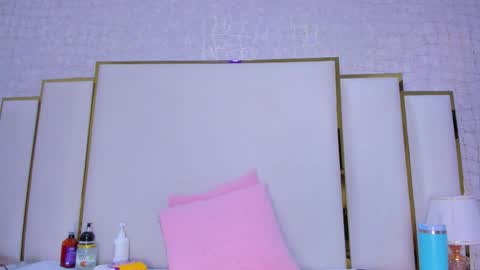 Snapshot of paolaa_rodriguez chatting on October 23, 12:04 pm Paola  online show from October 23, 12:04 pm