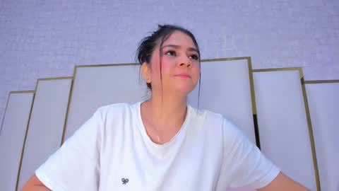 Paola  online show from December 1, 11:26 am