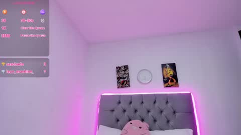 paola online show from January 11, 4:27 am