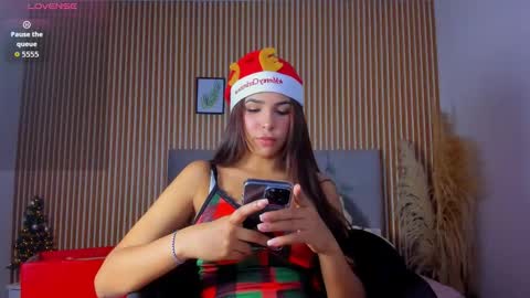 paola online show from December 21, 1:13 am