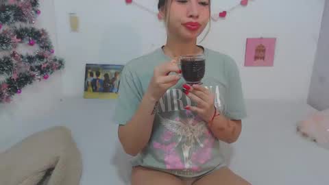 Paola online show from December 11, 12:02 pm