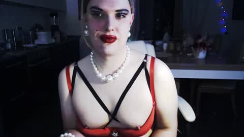 Sarina Williams online show from December 19, 4:13 pm