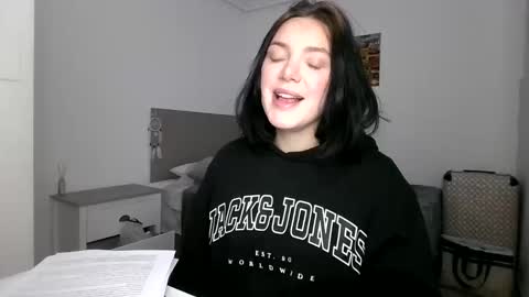 Paola Hard online show from November 26, 7:59 pm