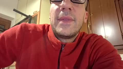 Snapshot of paoloste chatting on November 15, 6:22 am paoloste online show from November 15, 6:22 am