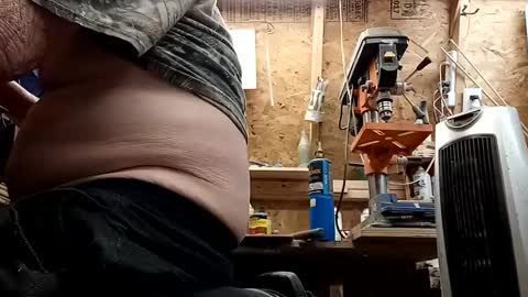 papajb70 online show from December 4, 3:15 am