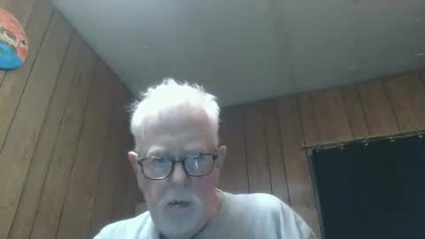 papajb70 online show from February 28, 2:34 am