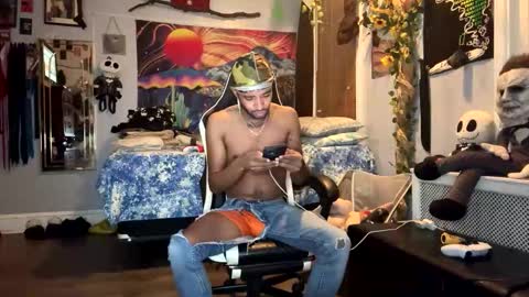 Snapshot of papian0 chatting on October 15, 12:11 am papian0 online show from October 15, 12:11 am