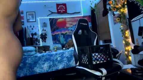 Snapshot of papian0 chatting on October 16, 12:33 am papian0 online show from October 16, 12:33 am