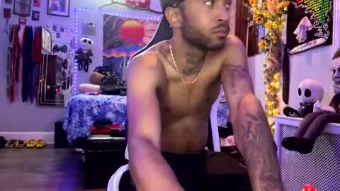 Snapshot of papian0 chatting on October 22, 2:45 am papian0 online show from October 22, 2:45 am