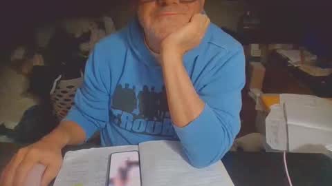 papichulo_xo online show from March 28, 8:36 am