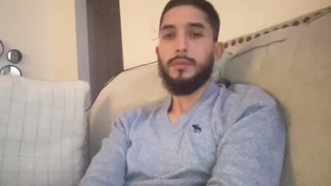 papicubano_guapo23cm online show from October 31, 4:24 am