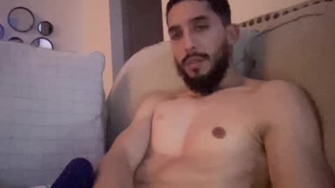 papicubano_guapo23cm online show from March 1, 5:31 am