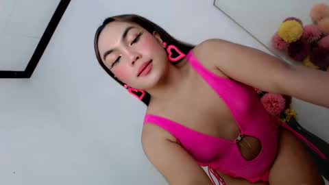 Snapshot of papigoddesslover chatting on March 6, 11:47 am Fina Dwarf online show from March 6, 11:47 am