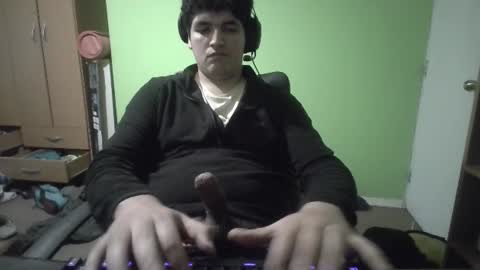 Snapshot of papitowilly999 chatting on June 13, 9:24 pm Papito online show from June 13, 9:24 pm