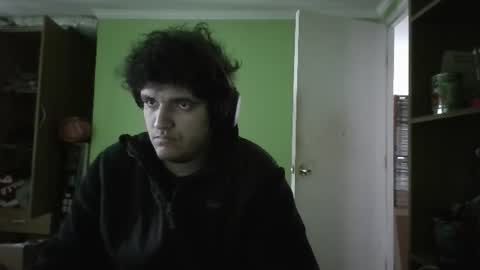 Snapshot of papitowilly999 chatting on August 6, 6:54 pm Papito online show from August 6, 6:54 pm