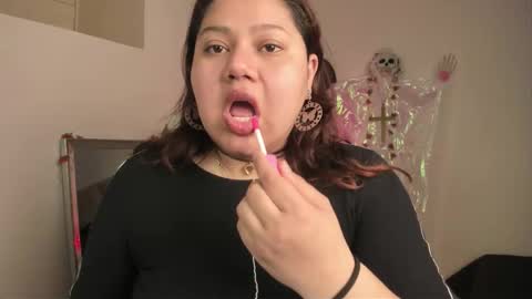 Snapshot of paprik_ chatting on November 1, 6:32 pm Paprika online show from November 1, 6:32 pm