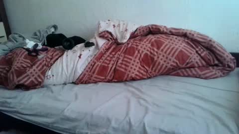 Snapshot of para7978uk chatting on March 9, 5:49 pm Rafaell7878 online show from March 9, 5:49 pm