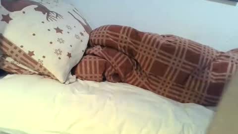 Snapshot of para7978uk chatting on February 5, 7:29 pm Rafaell7878 online show from February 5, 7:29 pm