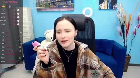 Louise online show from December 16, 9:24 am