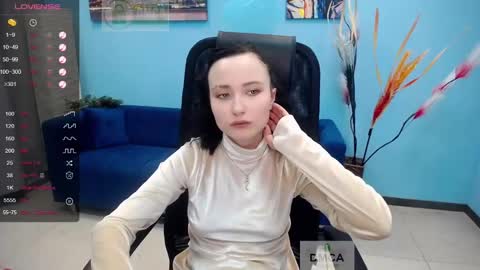 Louise online show from January 17, 11:17 am