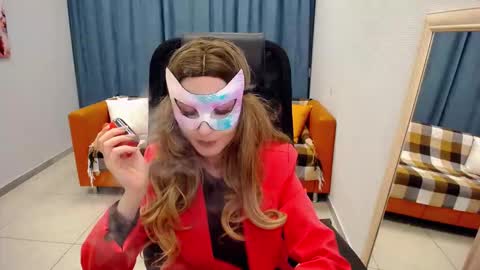 Louise online show from September 15, 8:47 am