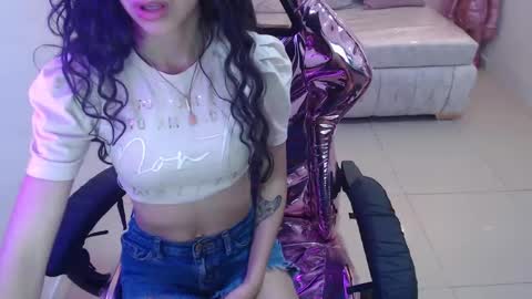 Paris 1sub online show from December 3, 8:39 pm