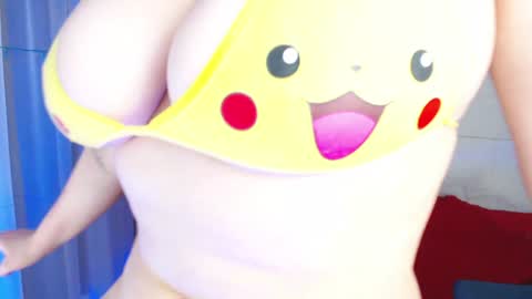 Snapshot of paris_bby_ chatting on December 20, 3:36 am Lizz online Monday to Saturday from 9pm to 5am Colombia time online show from December 20, 3:36 am