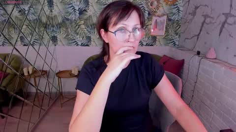 Paris online show from January 6, 8:18 pm